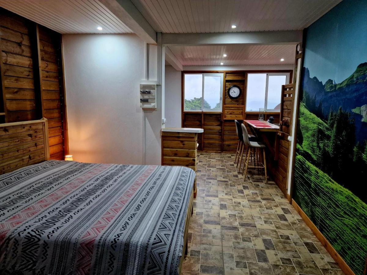 Apartmán Hillview Studio La Trinité Exteriér fotografie